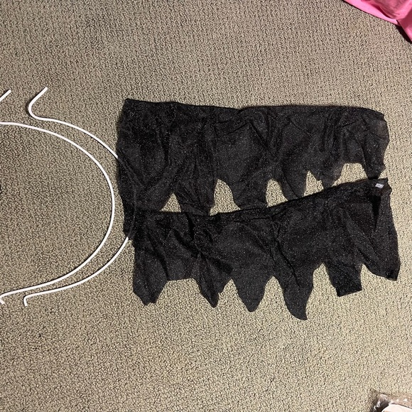 Graveyard Fairy Halloween costume - Picture 6 of 6